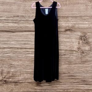 Vintage Laura Ashley silk blend velvet maxi dress. Size 10